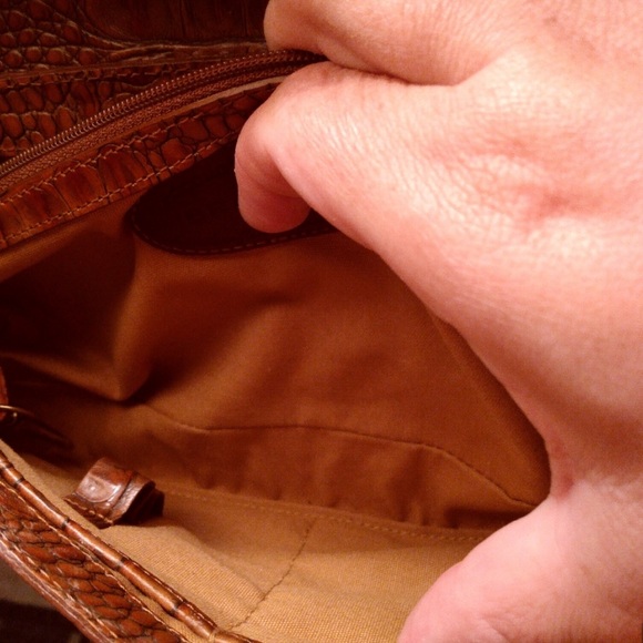 Brahmin Brown Leather Barrel Bag - Picture 5 of 12